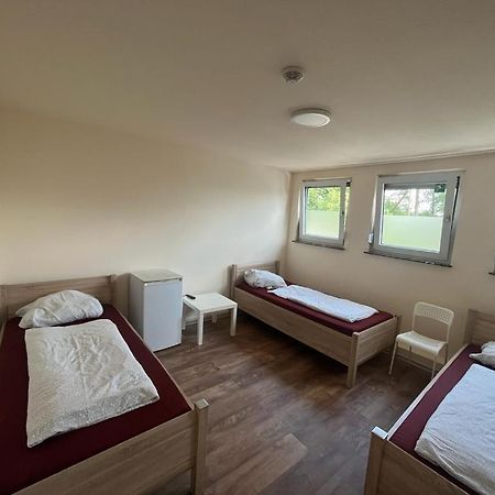 Pension Highway Bielefeld Senner Hellweg Exterior foto